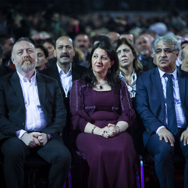 HDP'de eş başkan değişti