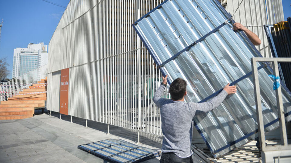 Taksim'deki o platform kaldırılıyor