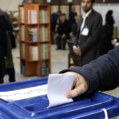 İran'da koronavirüs gölgesindeki seçimler sona erdi!