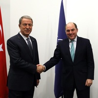 Akar'dan kritik görüşme