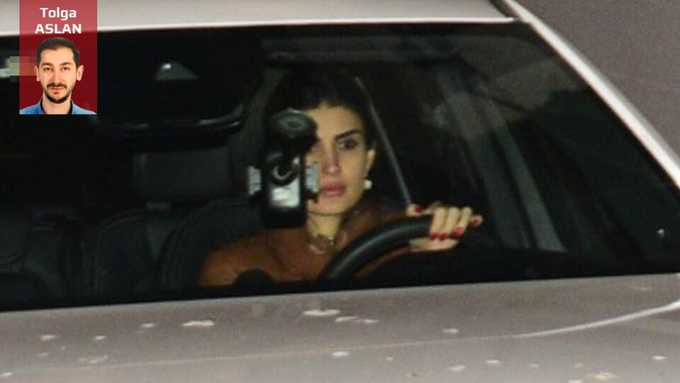 Patlayan flaşlarla şoke oldu