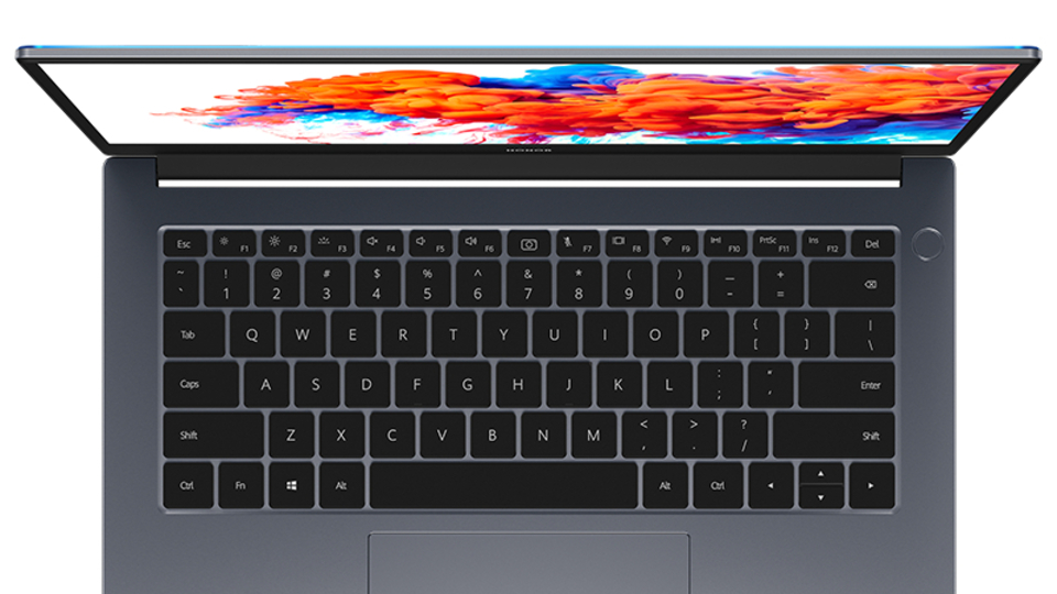 'PC pazarında da varım' dedi