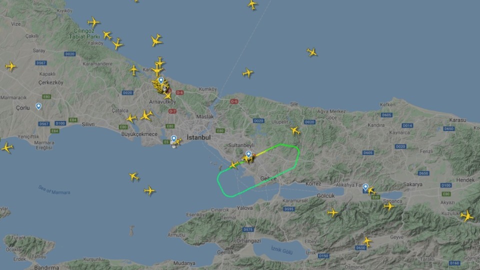 Pegasus uçağı tehlike atlattı!