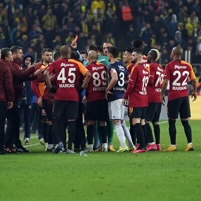 Derbiye sevk yağdı!