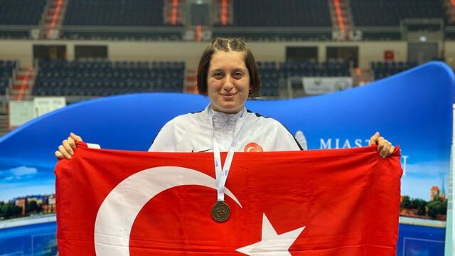 Fatma Damla Altın'dan tarihi başarı!