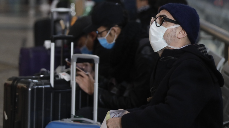 İngiltere duyurdu! Okullar kapanabilir!