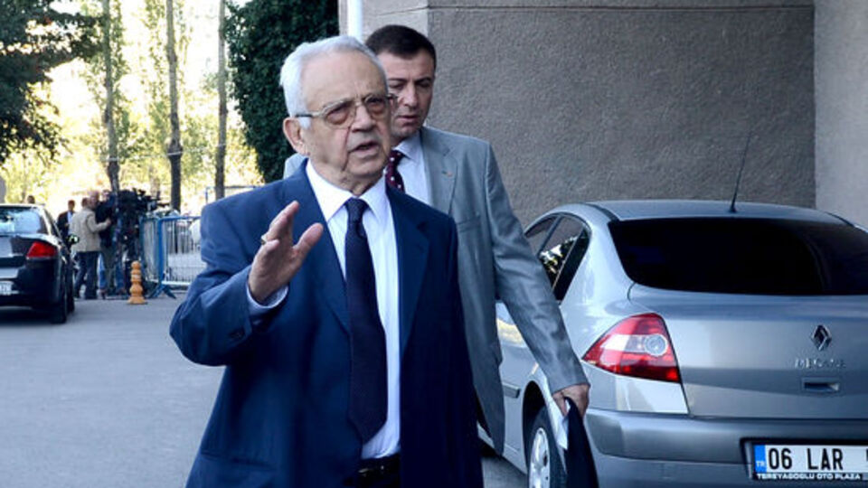 Emekli Org. Köksal defnedildi