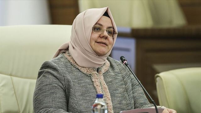 Bakan Selçuk'tan koruyucu aile açıklaması