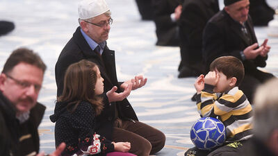 Üç aylar Büyük Çamlıca'da karşılandı