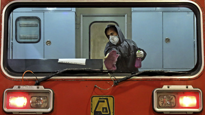 İran'da yeni koronavirüs vakaları ve ölümler!