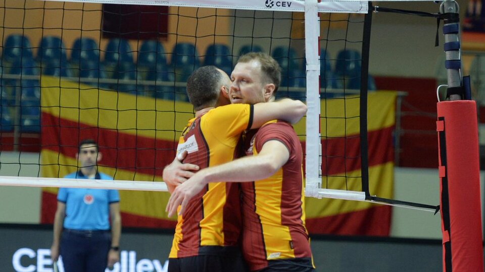 Galatasaray HDI Sigorta tek set verdi