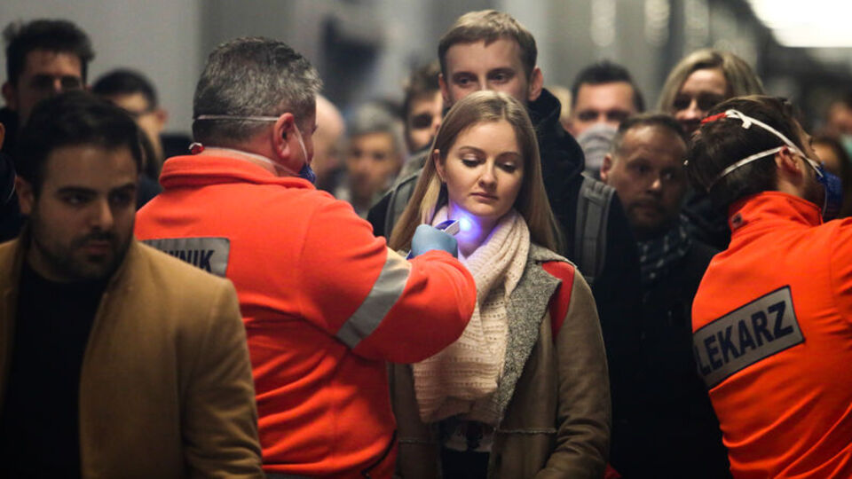 Koronavirüs'te ölü sayısı: 2801! Dünya korkuyor!