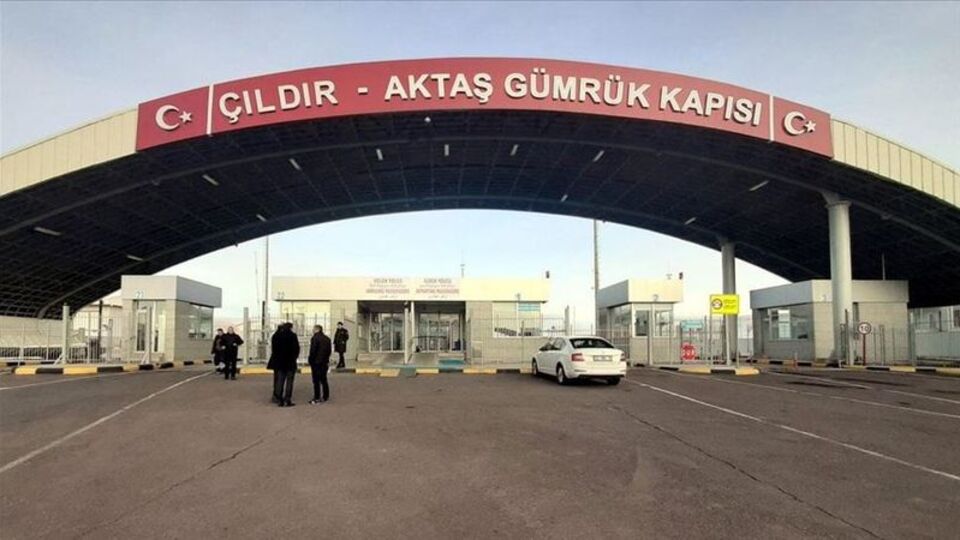 Bir sınır kapısı daha kapandı