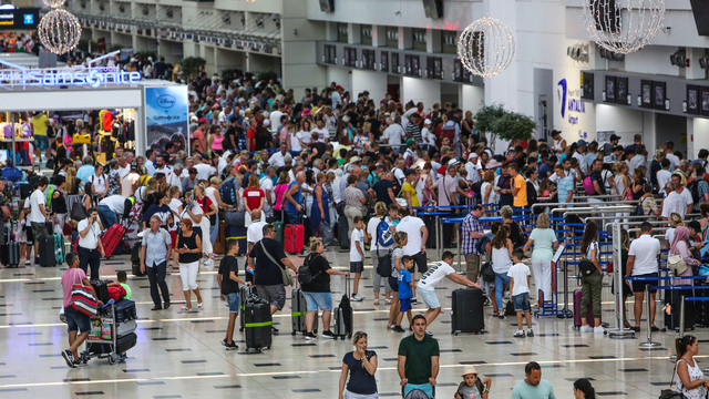Antalya'nın hedefi 18 milyon turist