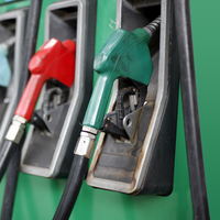 Benzin ve motorinde büyük indirim bekleniyor