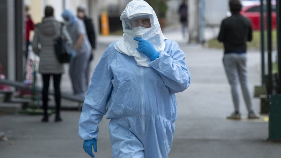 Bir ülkede daha koronavirüs vakası!