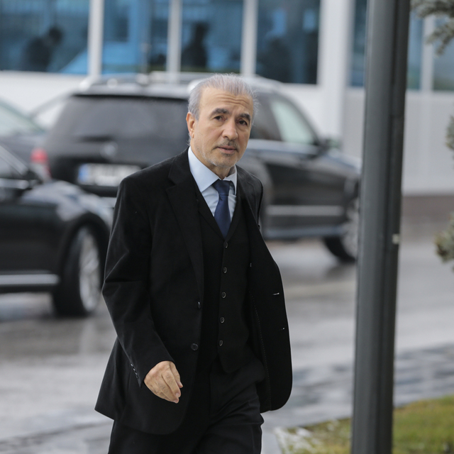 AK Parti'den kapalı oturum teklifi