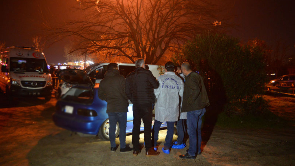 Kayıp genç otomobilde ölü bulundu