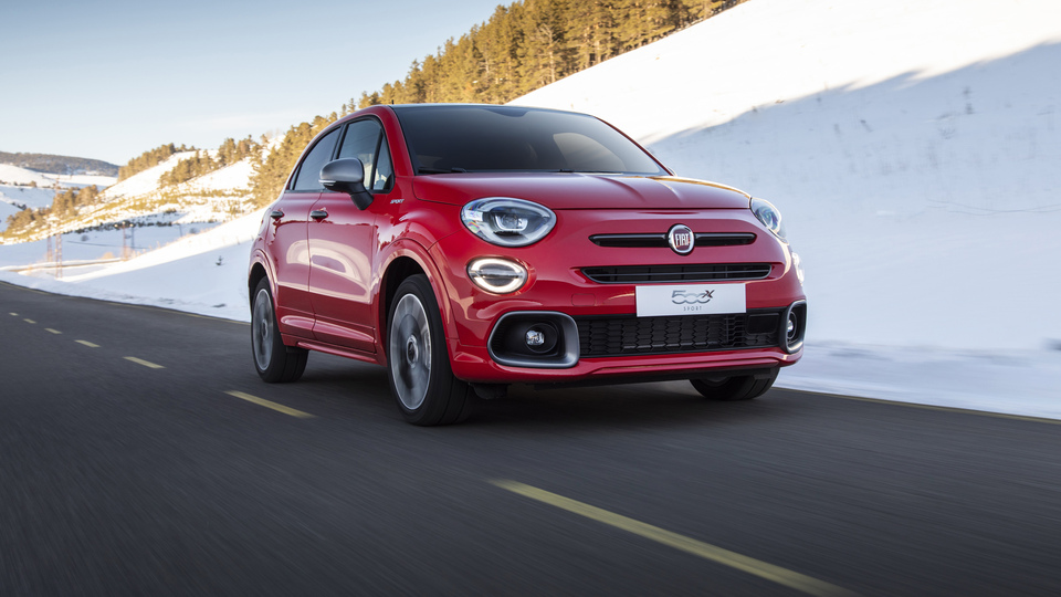 Küçük İtalyan SUV daha 'sport' geldi