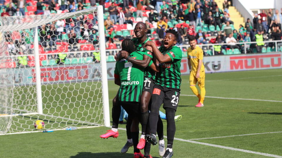 Denizlispor 2 golle kazandı!