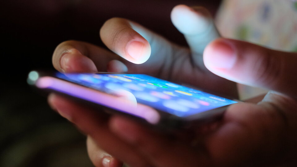 Telefonunuz sizi dinliyor mu?