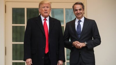 Trump ve Miçotakis arasında mülteci görüşmesi