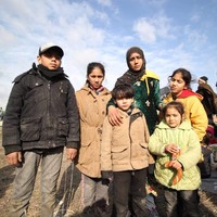 Korkunç iddia! Yunan askeri hamile göçmeni dövdü!