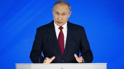 Putin'den eşcinsel evlilik yasağı