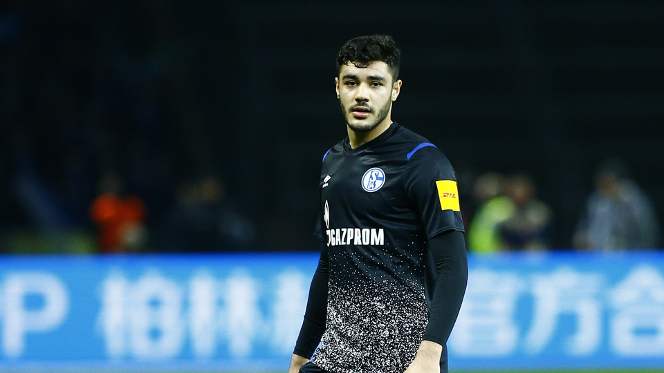 Bir şok da Ozan Kabak'tan!