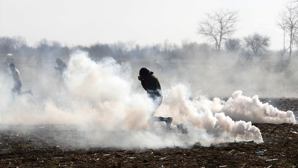 Yunanistan bir göçmeni daha öldürdü
