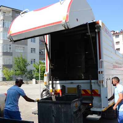 Bebeğini çöpe atan anne hakkında flaş gelişme!
