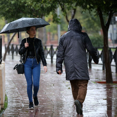Lodos sağanak getirdi, sıcaklıklar düştü