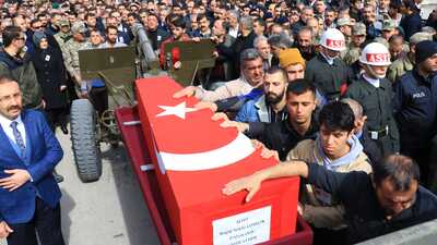 İdlib şehidine son görev!