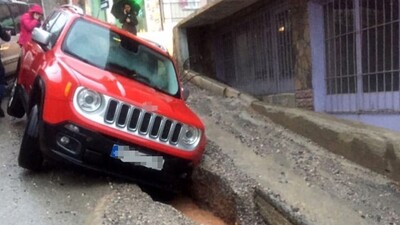 Ege'yi şiddetli sağanak vurdu!