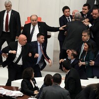 CHP'li Özkoç için 1 milyon liralık dava!