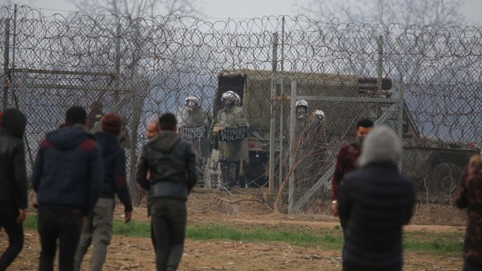 Yunanistan'a giden göçmen sayısı kaç?