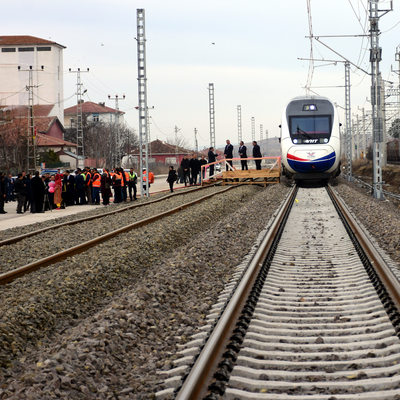 O şehirler arası yol 2 saate iniyor! İlk test başarılı
