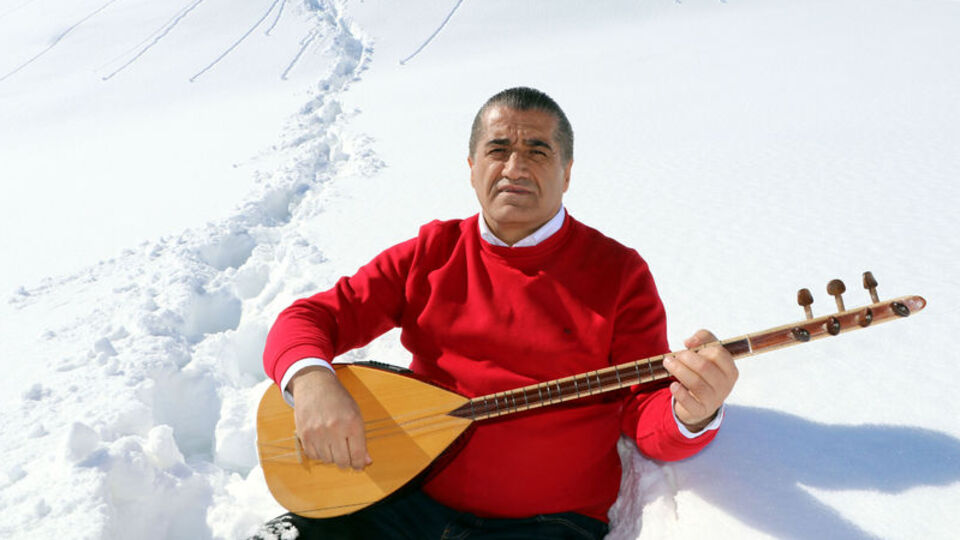 Aşısı yok şarkısı var!