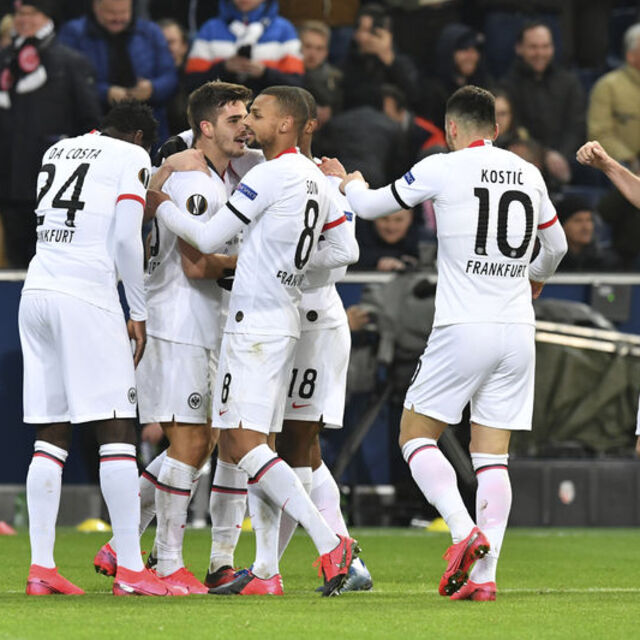 Eintracht Frankfurt, Werder'i eledi