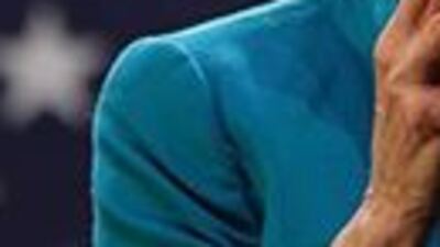 ABD'de Warren başkanlık yarışından çekildi