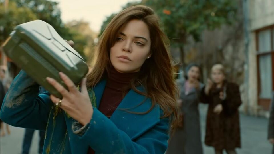 Züleyha kendini yakıyor!