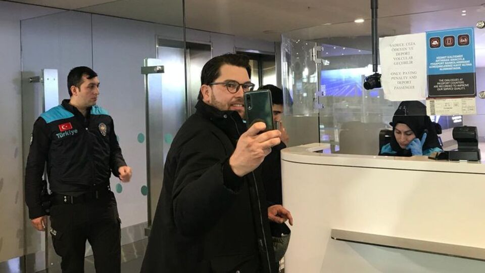 Edirne'de bildiri dağıtan İsveçli vekil sınırdışı edildi!