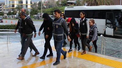 Antalya'da fuhuş operasyonu!