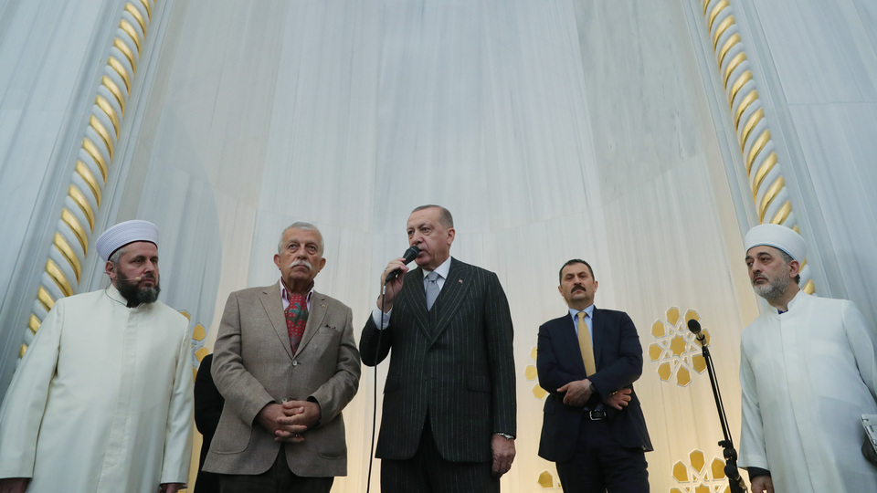 Koronavirüs uyarısı! "Tokalaşmayalım, erteleyelim"