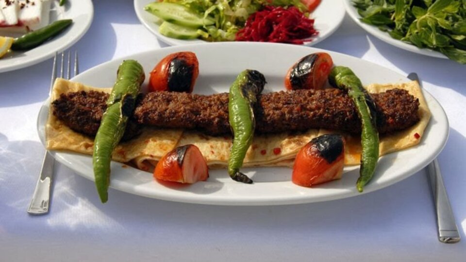 Adana kebap tarifi nasıl yapılır?