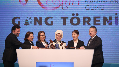 Gong kadın-erkek eşitliği için çaldı