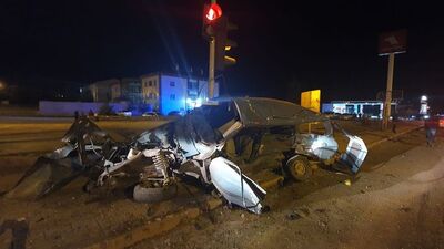 Aksaray'da iki araç çarpıştı: 1 ölü, 1 yaralı