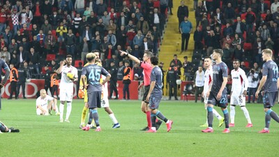 Uzatmada gol ve iptal!