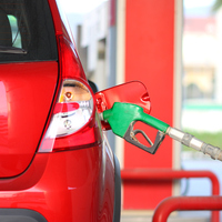 Akaryakıtta "korona" indirimi yolda