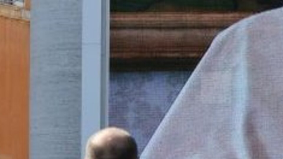 Vatikan'da koronavirüs tedbiri: Pazar duası ilk kez video ile yapıldı